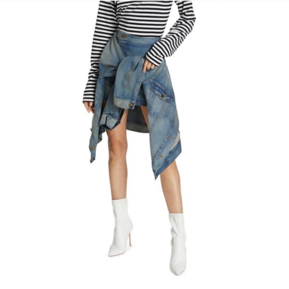 Monse    Flash $325